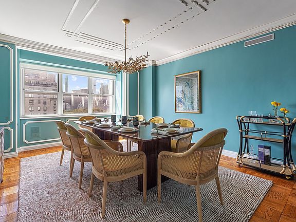 4th image of 900 5th Ave APT 14A
