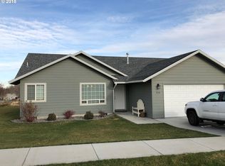 116 SW Cottonwood Dr, Hermiston, OR 97838