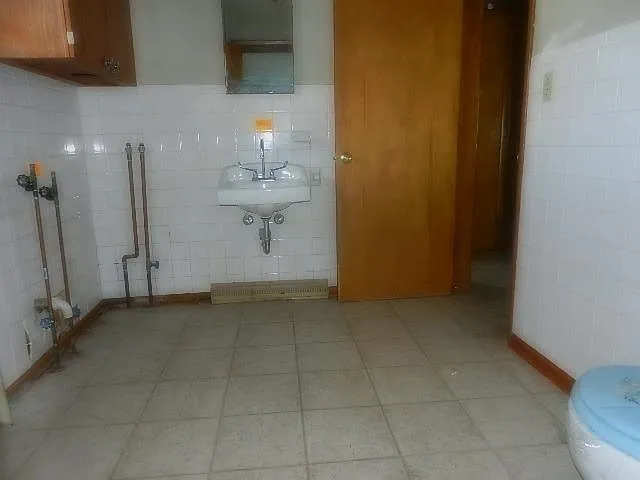 314 Herr St photo 1