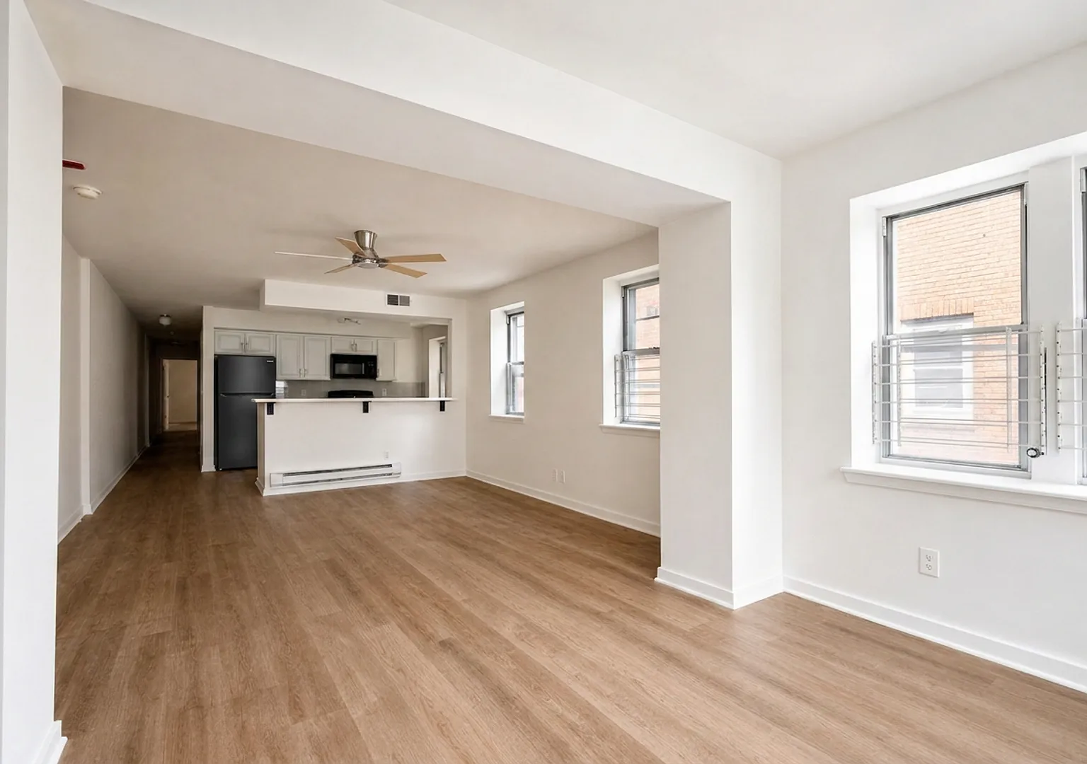 Walnut Court Apartments — Photo 4