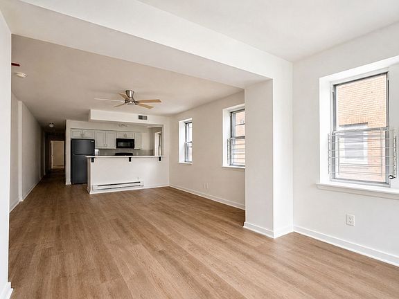 4th image of 4419-29 Walnut St #27-1