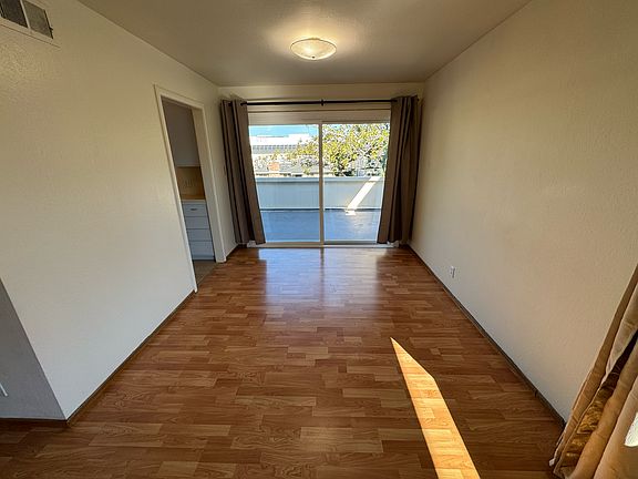 2nd image of 864 Blair Ave APT 3