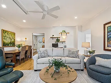 2 bed, 1043 sqft, $4,000 — Photo 2