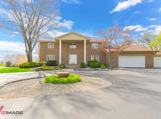 704 Bryan Trl, New Lenox, IL 60451