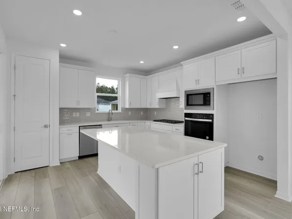 473 TRANQUIL TRAIL Circle, Yulee, FL 32097