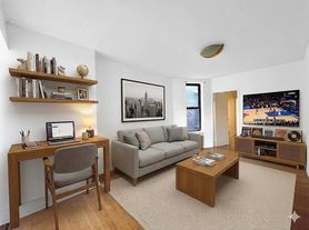323A E 89th St, New York, NY