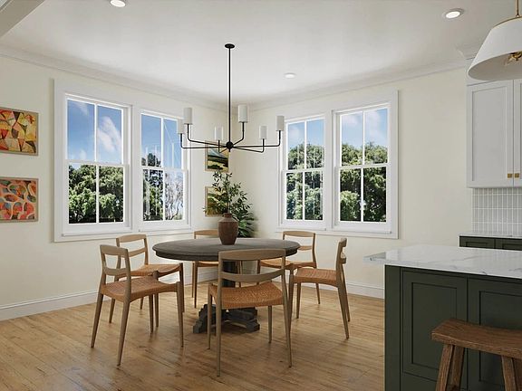 5th image of 714 Tyler St