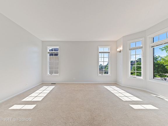 5th image of 5660 Angouleme Ln