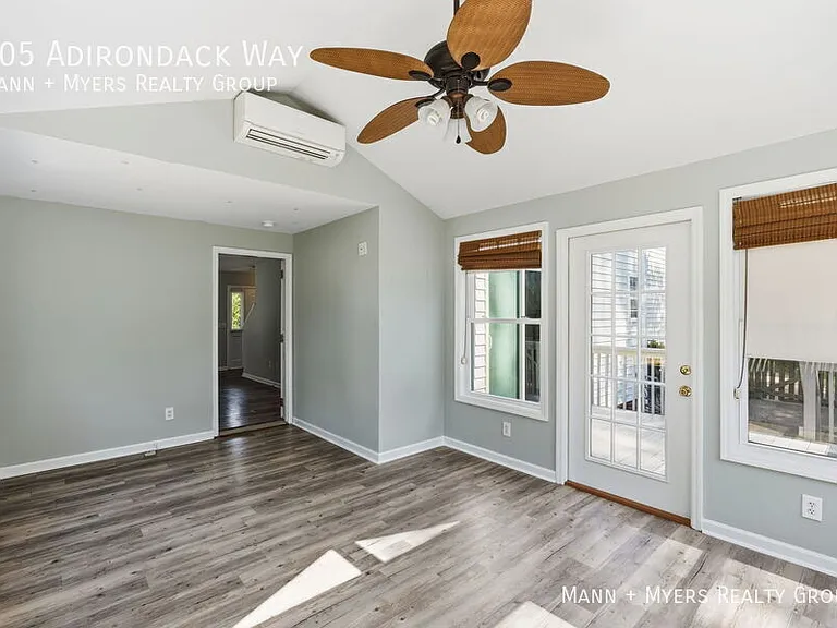 305 Adirondack Way — Photo 15