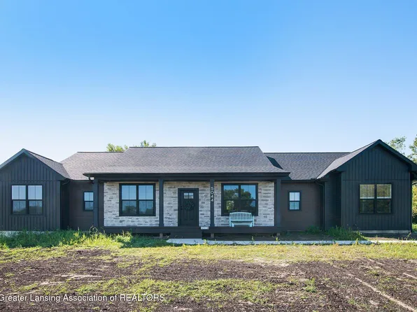 5044 E Mount Hope Hwy, Grand Ledge, MI 48837