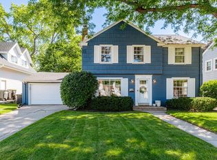 2544 N 93rd St, Wauwatosa, WI 53226
