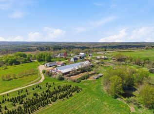 3-6 Schoolhouse Rd, Charlton, MA 01507