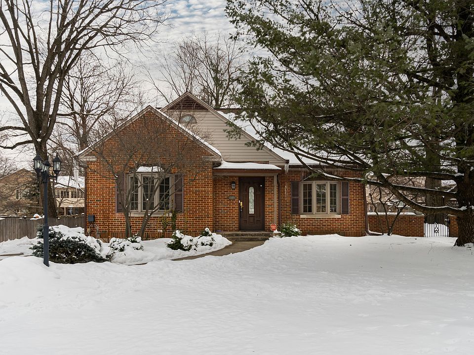 1st image of 311 N Gardiner Ave