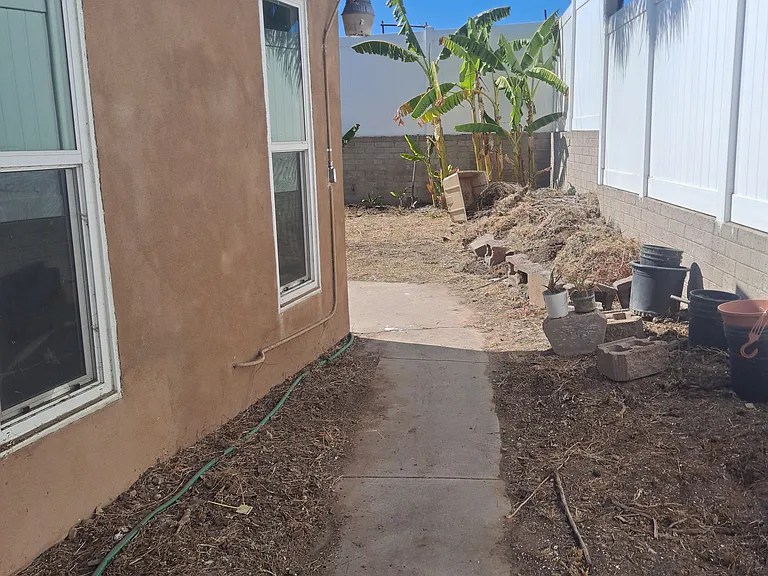 5290 Olvera Ave — Photo 15