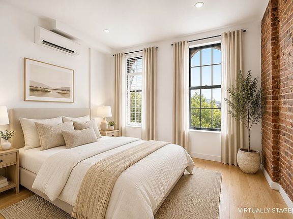 3rd image of 431 Wilson Ave #3F