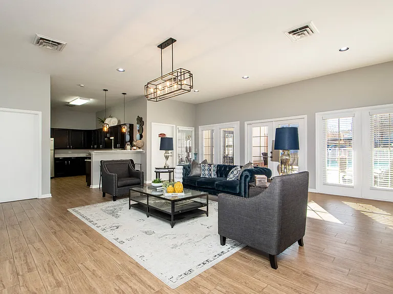 Parham Pointe — Photo 19