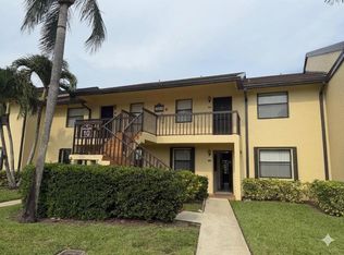 4688 Lucerne Lakes Blvd Boulevard E #104, Lake Worth, FL 33467