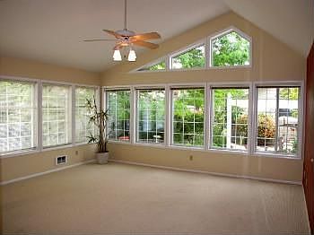 3rd image of 960 S Emerson Ave