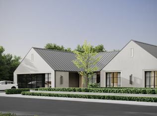 95 Chestnut Ridge Rd, Montvale, NJ 07645