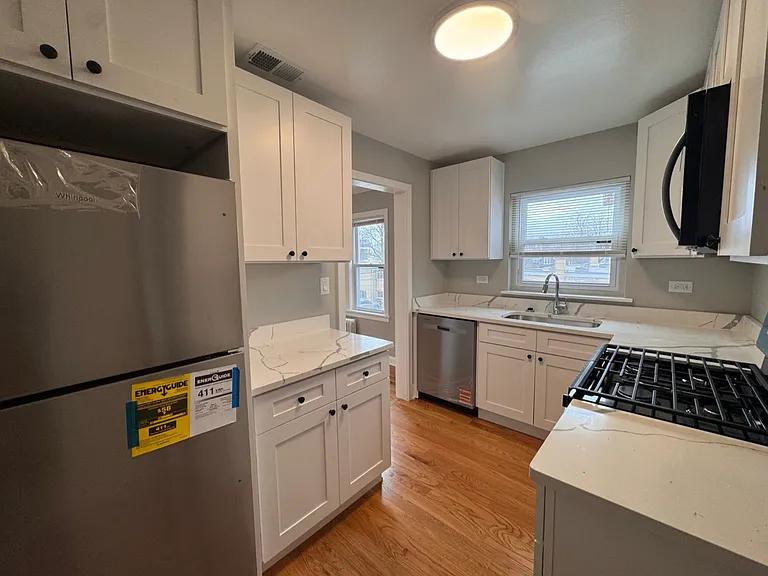 371 Central Ave — Photo 6