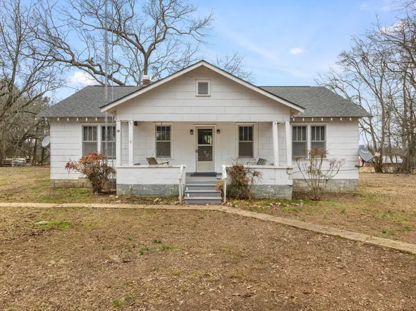685 Beacon Light Rd, Cherokee, AL 35616