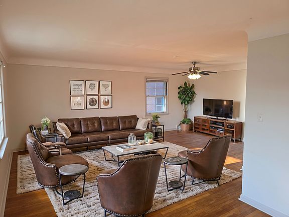 2nd image of 1370 Somerset Ave #1372