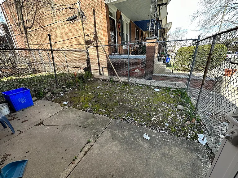 1825 W Butler St #1 — Photo 12