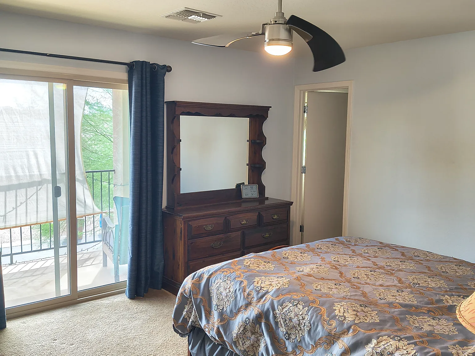 4 bed, 2.5 bath, 1825 sqft, $900 — Photo 2