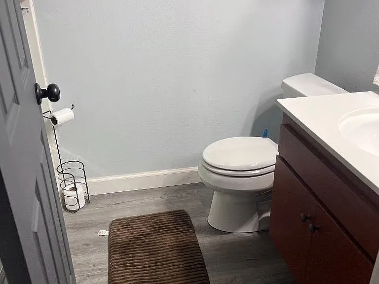 5850 Salacot Ct — Photo 8