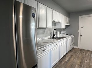 2404 N 7th St, Bismarck, ND 58503