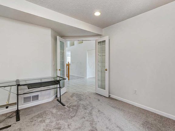 5th image of 6548 Beaumont Sq