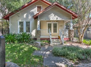 1125 E 6th 1/2 St, Houston, TX 77009