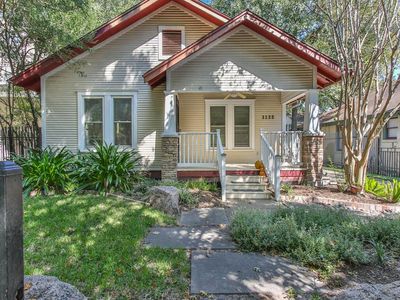 1125 E 6th 1/2 St, Houston, TX, 77009