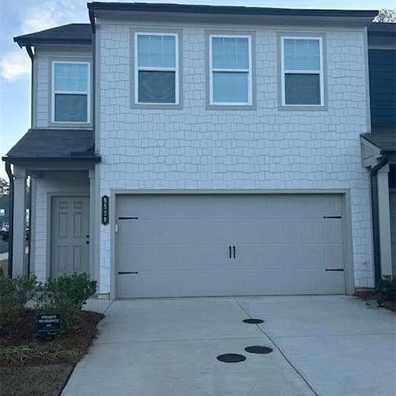 5520 Highland St — Photo 1