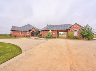 3211 Horseshoe Bnd NW, Piedmont, OK 73078