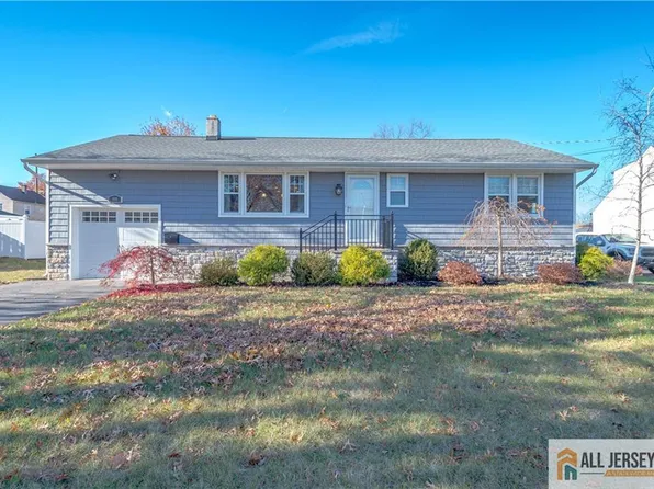 400 Whittier Ave, Dunellen, NJ 08812