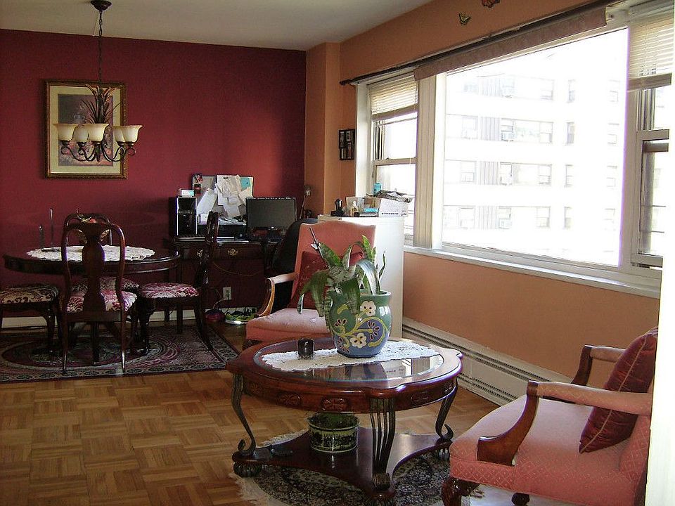 1st image of 2 Fordham Hill Oval APT 11G