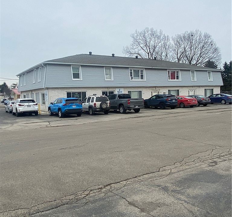 1st image of 303 E Main St