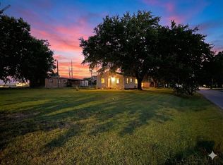 501 E Broadway St, Okemah, OK 74859