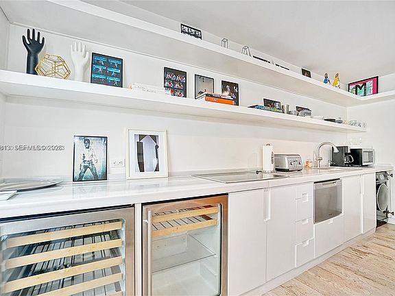 2nd image of 1358 Pennsylvania Ave APT 107