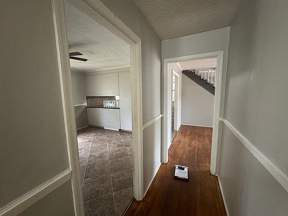 5th image of 415 Monticello Rd