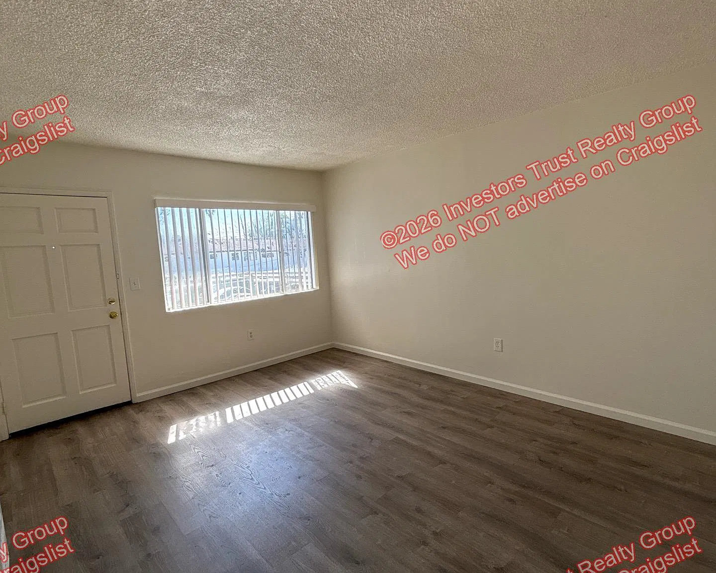 Studio, 340 sqft, $1,295 — Photo 3