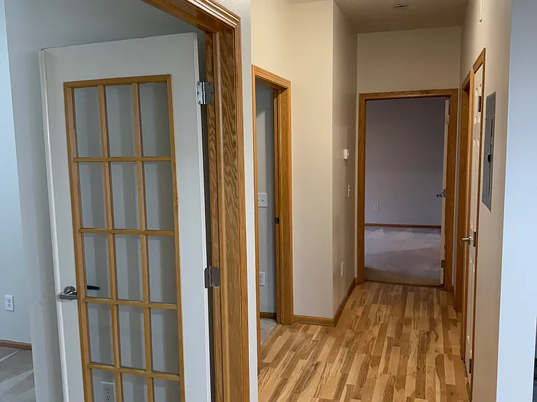 1805 SW White Birch Cir #5 — Photo 7