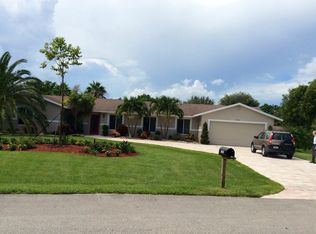 11061 SW 42nd Pl, Davie, FL 33328