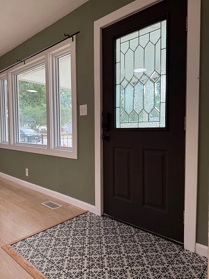 2 bed, 1040 sqft, $1,100 — Photo 4
