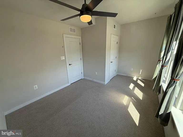 2505 Nicholson St — Photo 24