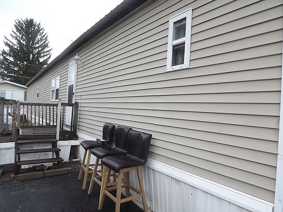 4th image of 24 Avenue Ave E