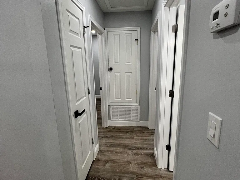 1107 S Wilson St — Photo 18