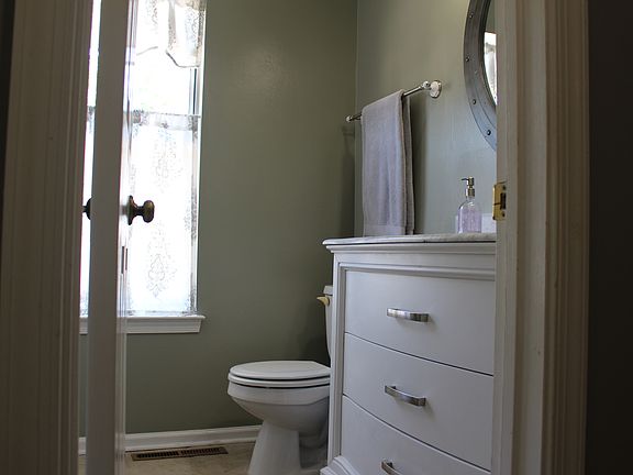 Guest bathroom