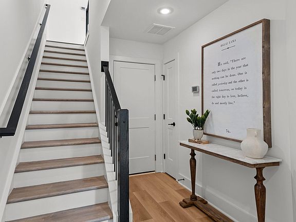 5th image of 700 W North St #101